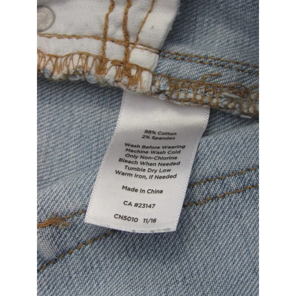 Talbots Flawless Five-Pocket Boyfriend Jeans Light Wash Blue Denim Size 4